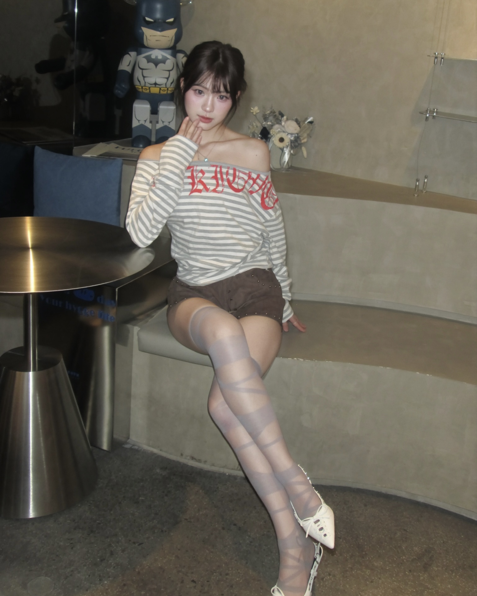 #Z1002亞裔風透視交叉長襪（3colors)