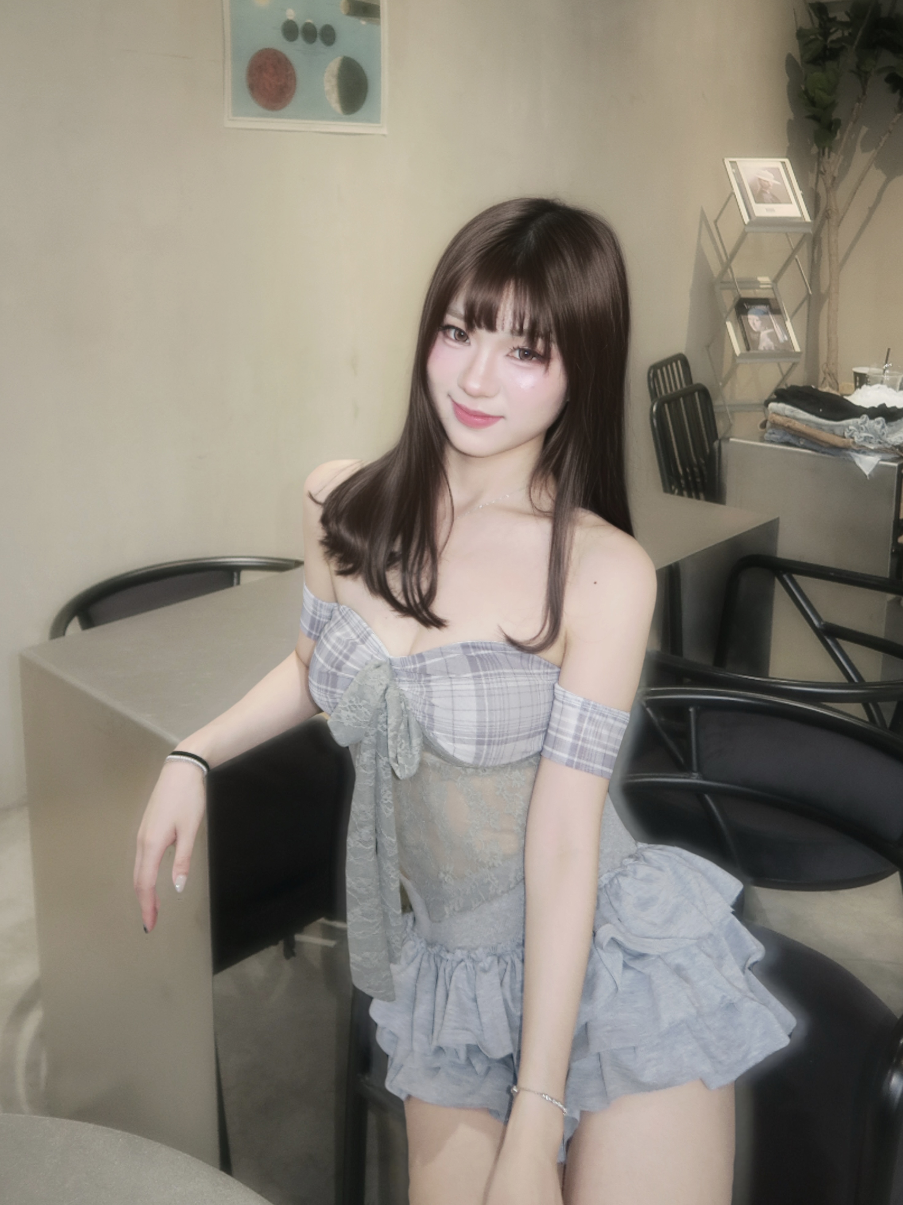 #T0617顯瘦格子拼接蕾絲含胸墊一字領上衣