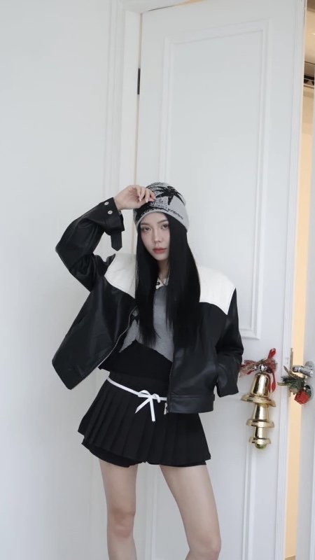 #J2408 復古雙色鈕扣短版外套