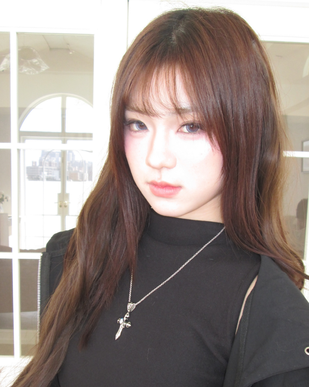 帶鑽閃耀十字鋼墜黑/白