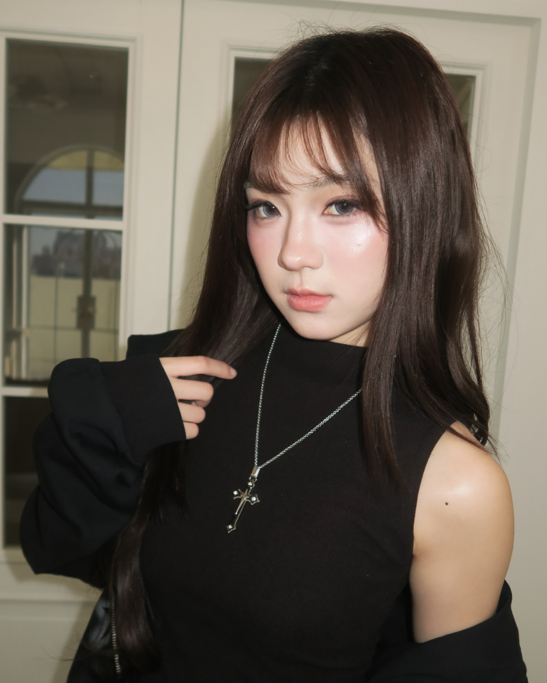 帶鑽黑十字鋼墜