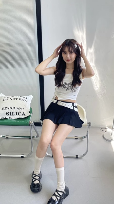 #S2410 一秒長腿辣妹防走光短裙「含皮帶1+1」