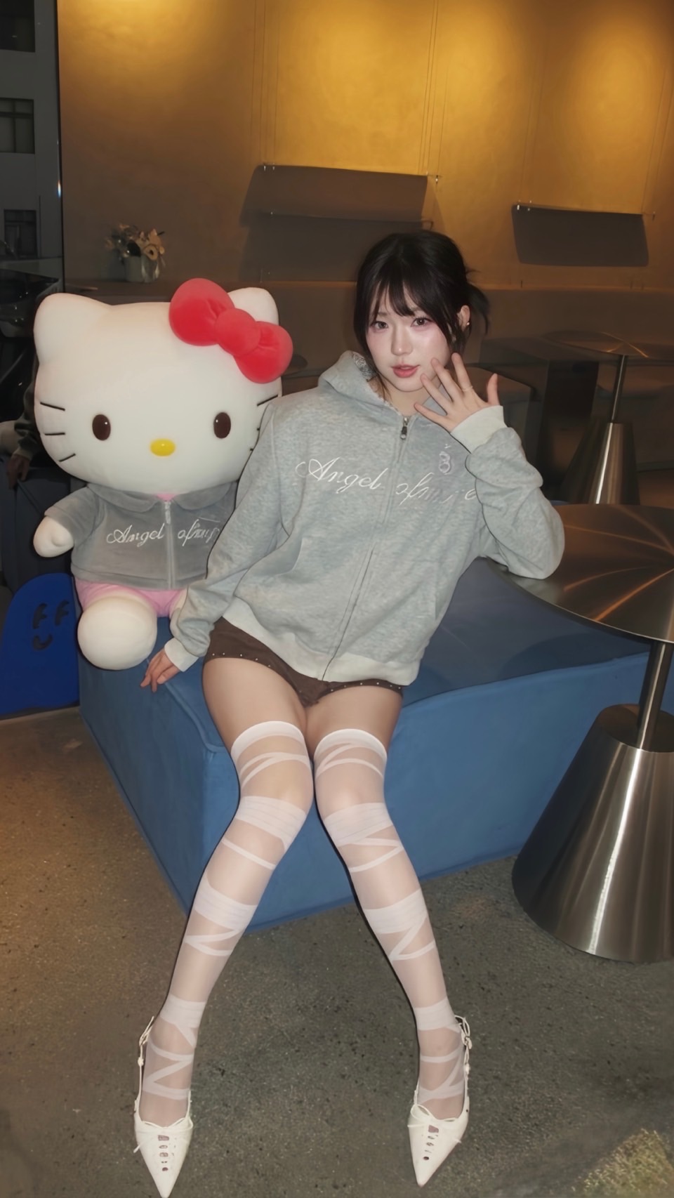 #J1010刺繡星星連帽拉鍊外套