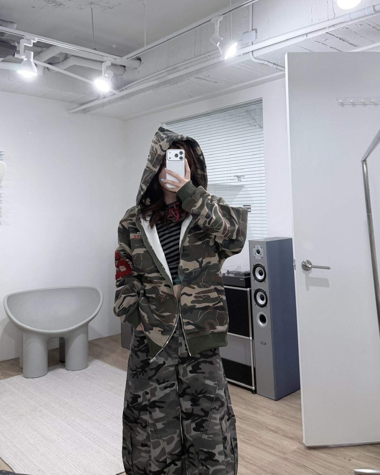 #J1008美式復古迷彩印花連帽外套